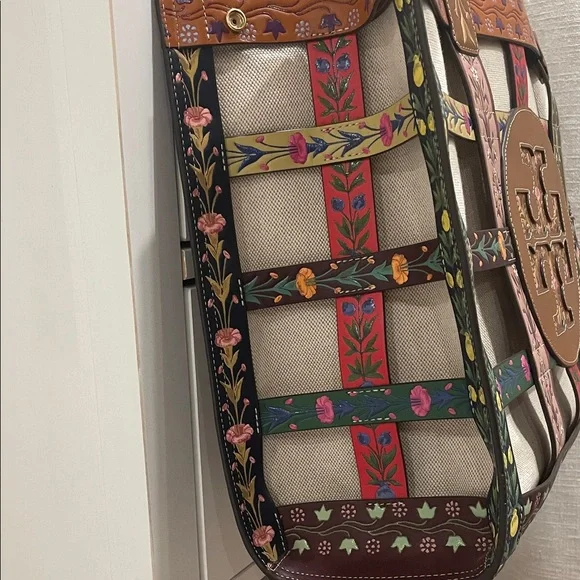 Tory Burch Ella Woven Cage Tote - Picture 5 of 16